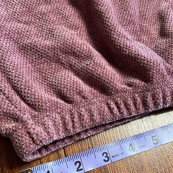 Long sleeve cropped sweatshirt - Picture 2 of 3